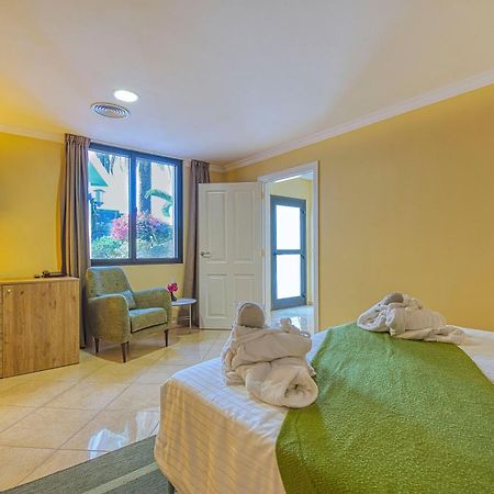 Casa Leon Royal Retreat 호텔 마스팔로마스 외부 사진